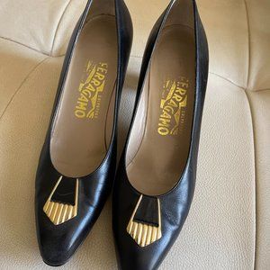 Salvatore Ferragamo Black Leather Heels Size 7